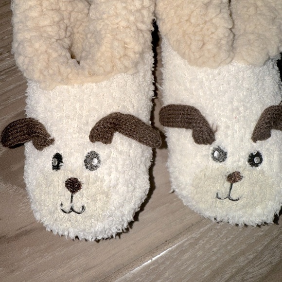 Cute dog slipper socks their fluffy texture, brown ears, embroidered face s/m - Picture 7 of 7